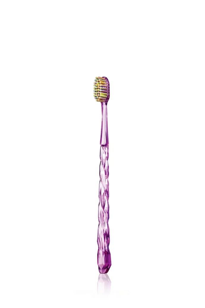 Зубная щетка Гоген Soft розовая в интернет-магазине Authentica.love