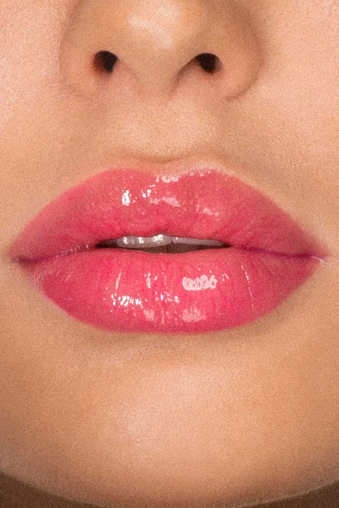 Антивозрастной блеск для губ LusciousLips №328 "Pinkalicious" в интернет-магазине Authentica.love