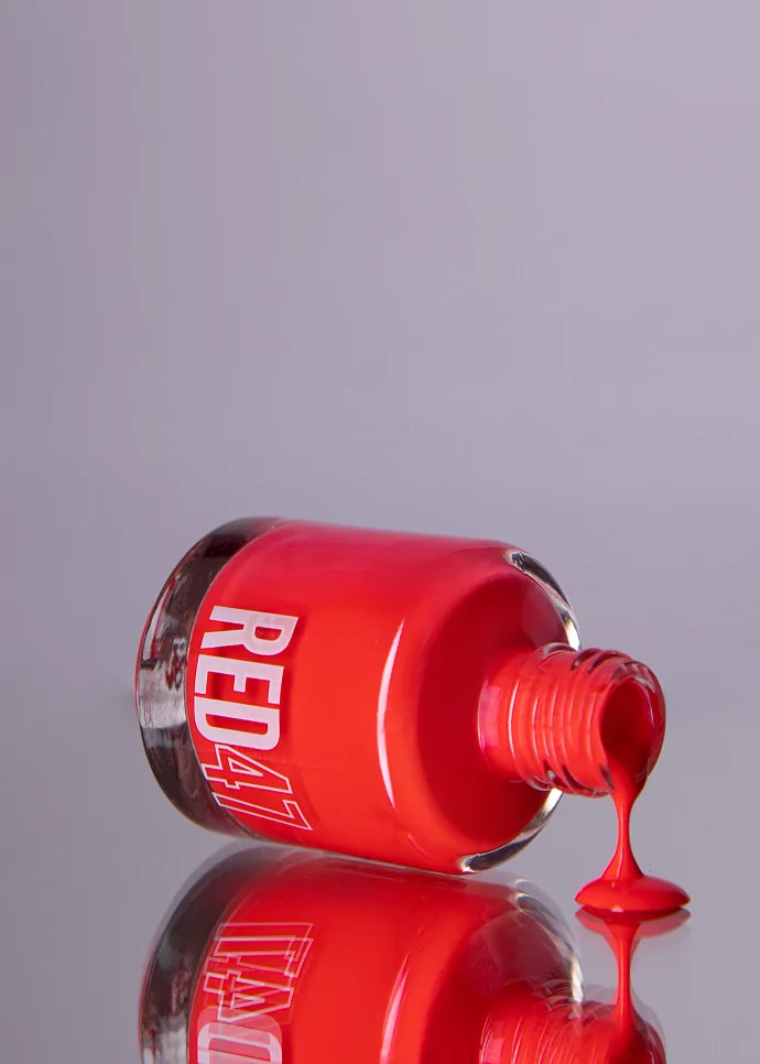 Лак для ногтей Extreme - Red 47 в интернет-магазине Authentica.love