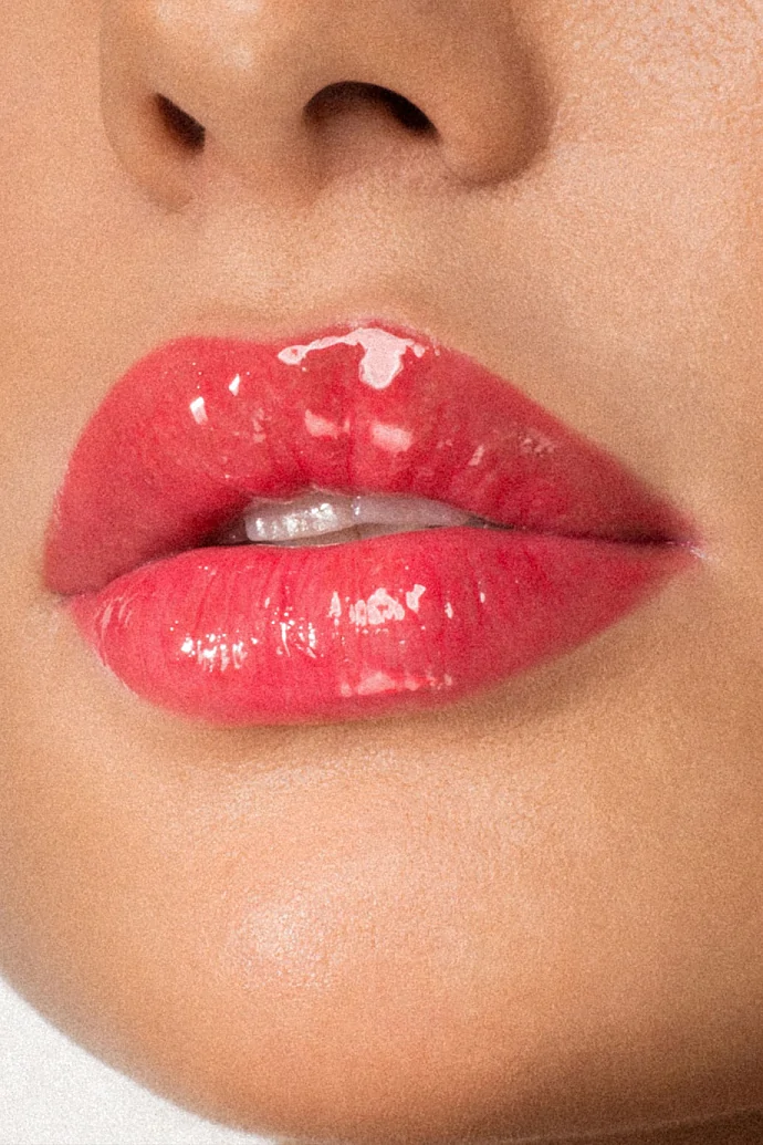 Антивозрастной блеск для губ LusciousLips №334 "Dynamite Delight" в интернет-магазине Authentica.love