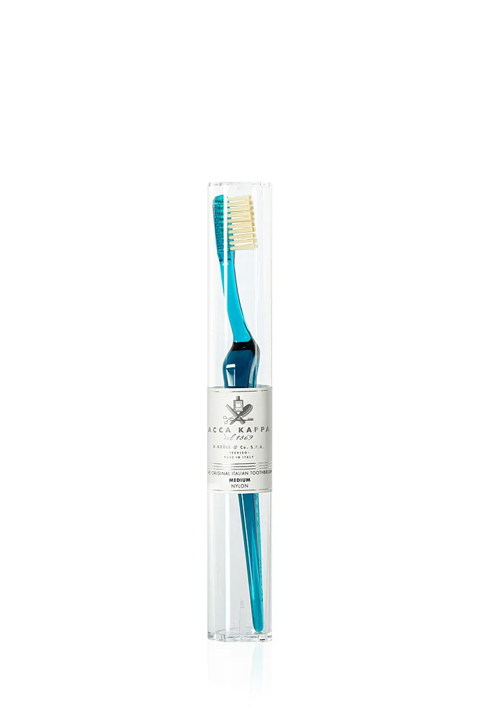 Зубная щетка с нейлоновой щетиной средней жесткости, Ocean Blue в интернет-магазине Authentica.love