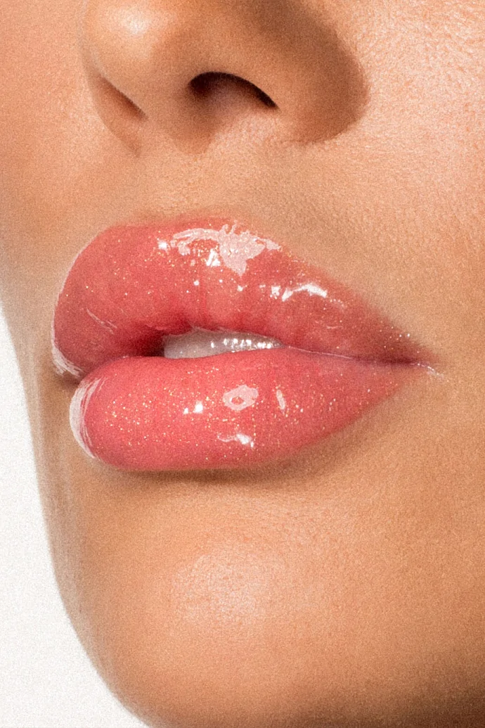 Антивозрастной блеск для губ LusciousLips №331 "Socialites" в интернет-магазине Authentica.love