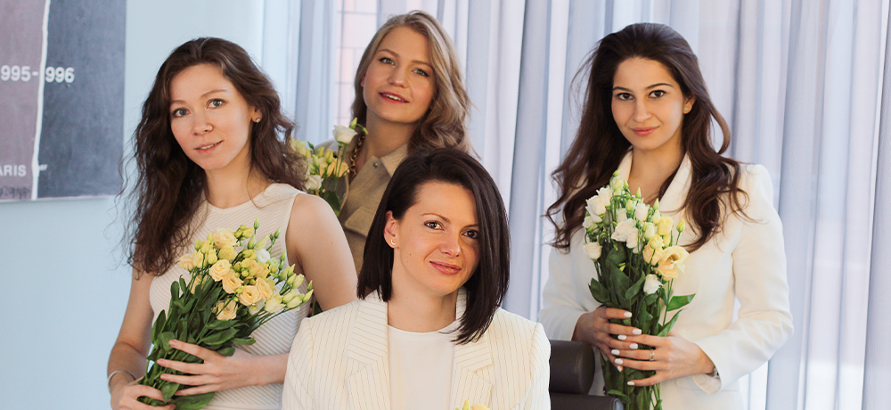 Выбор женской команды authentica.love: 4 ценных подарка на 8 марта
