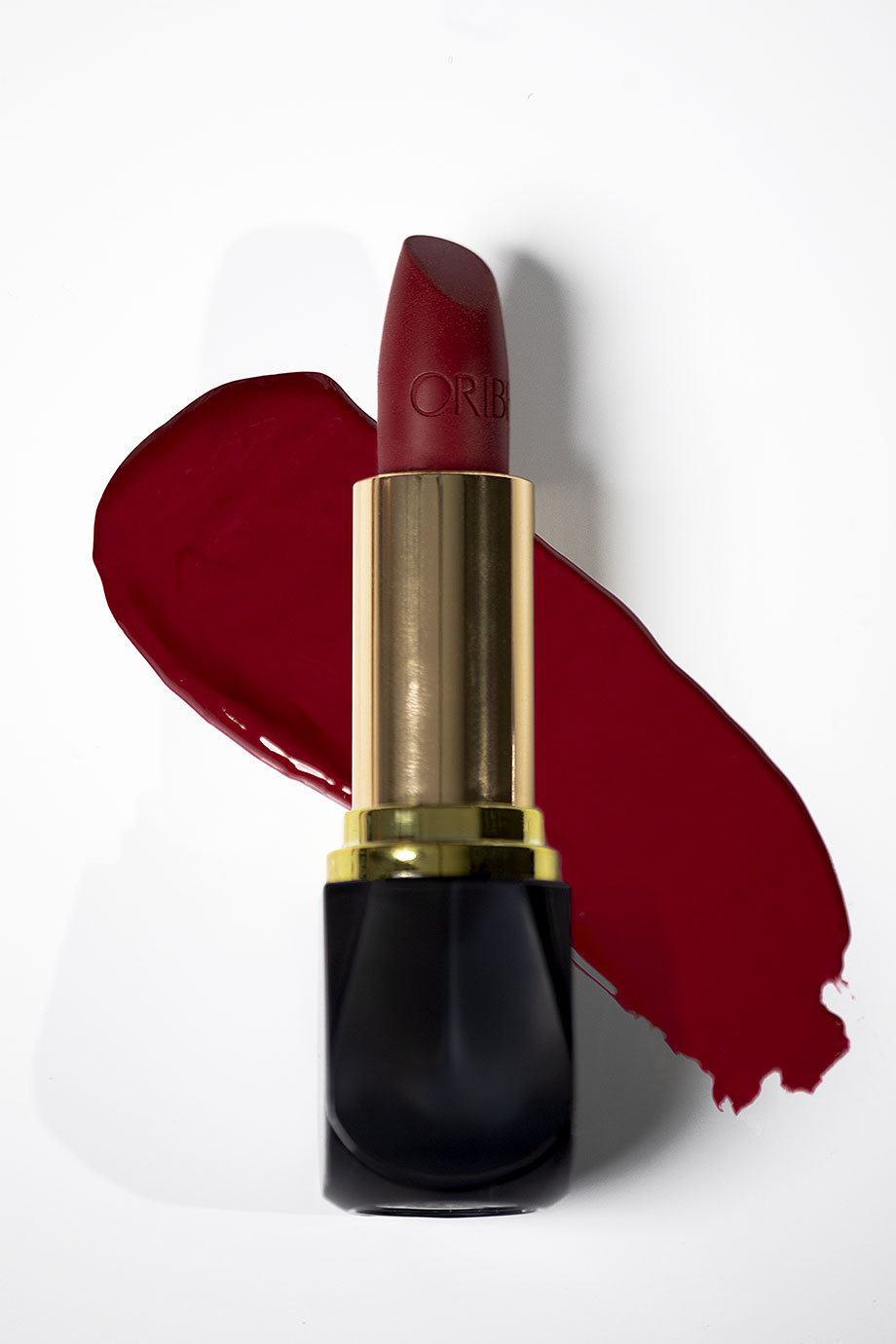Роскошная помада для губ "Роковое влечение" Ruby Red в интернет-магазине Authentica.love