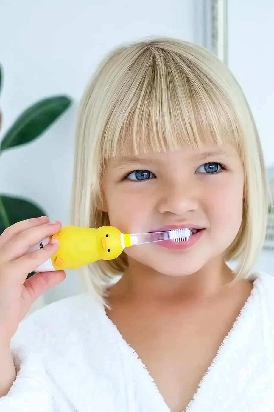 Детская электрическая зубная щетка MEGA TEN KIDS SONIC Утенок в интернет-магазине Authentica.love